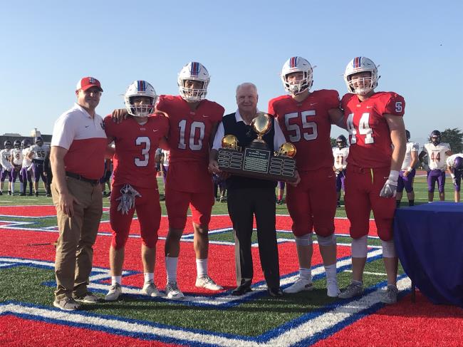 SI outclasses Riordan in shutout victory